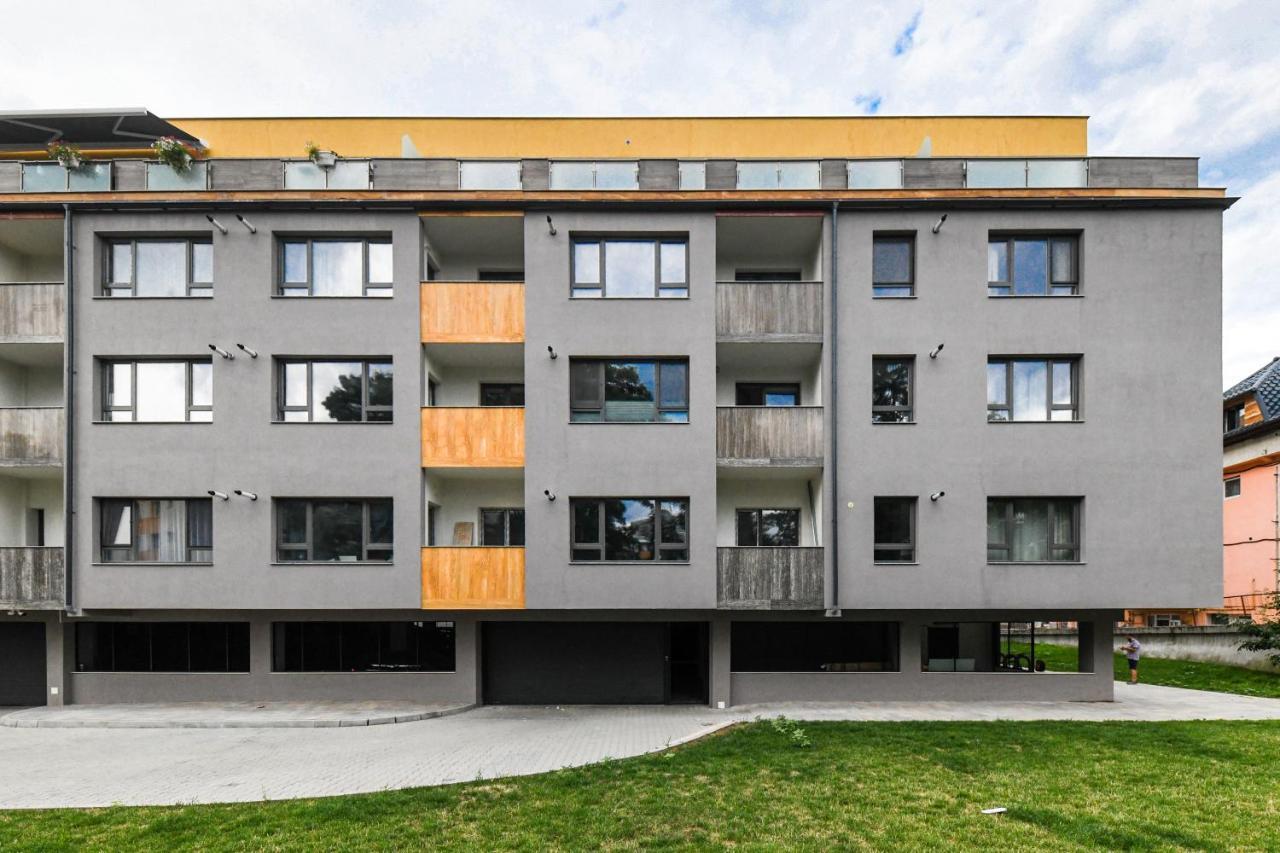 Modern Apartment in a Quiet Area Cluj-Napoca Exterior foto