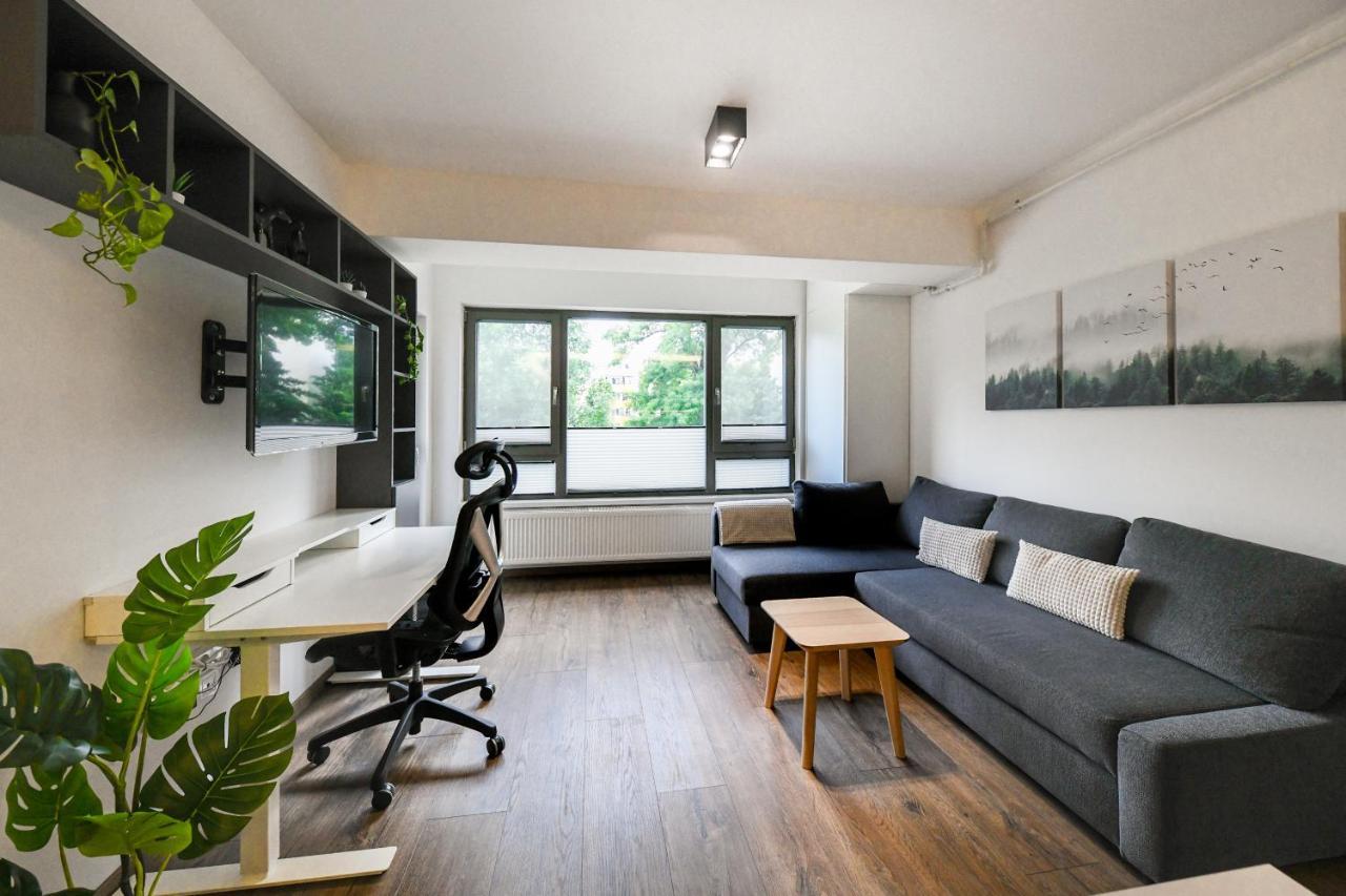 Modern Apartment in a Quiet Area Cluj-Napoca Exterior foto