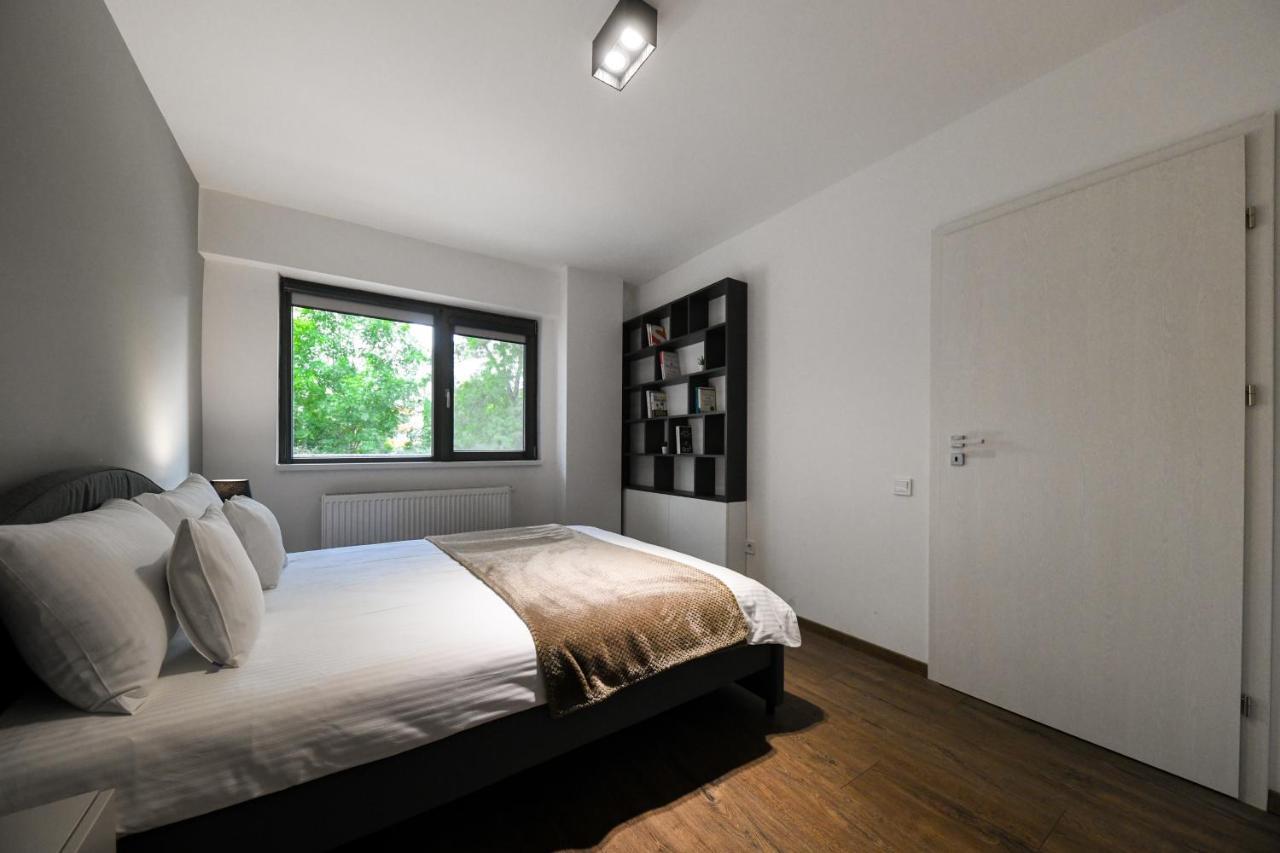 Modern Apartment in a Quiet Area Cluj-Napoca Exterior foto